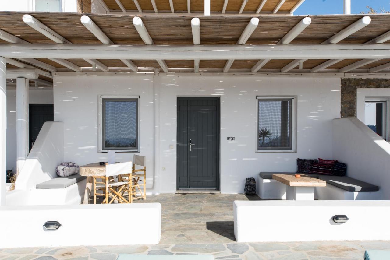 Bellou Suites Mykonos Town Esterno foto