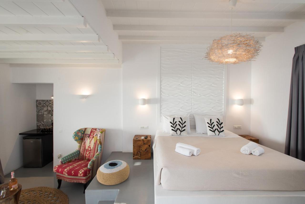 Bellou Suites Mykonos Town Esterno foto