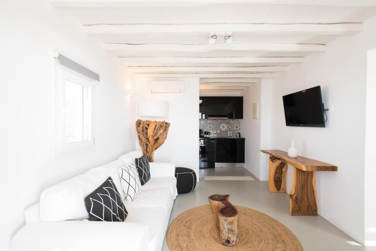 Bellou Suites Mykonos Town Esterno foto